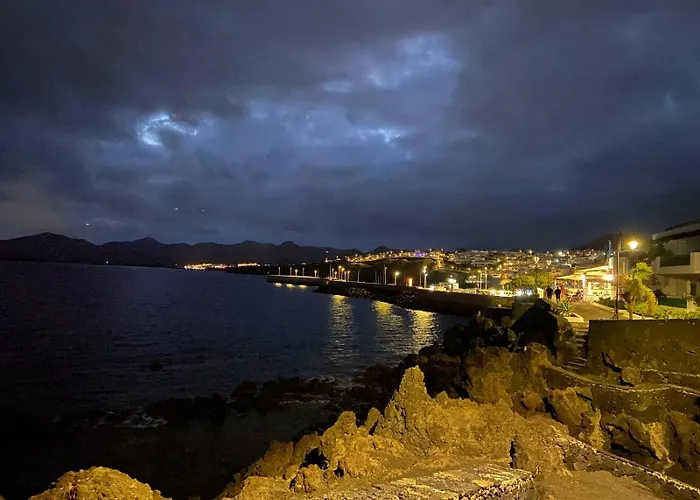 A 2 Minutos De La Playa - Casa Ferrero Apartment